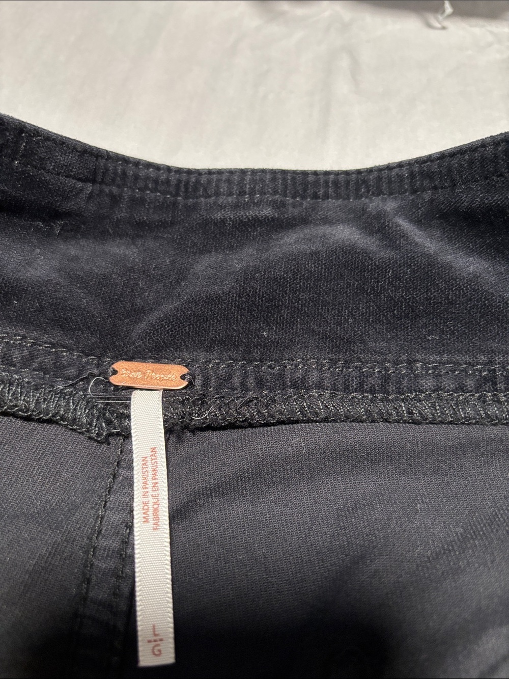 Free people Black velvet Corduroy Pants LARGE - Picture 6 of 14